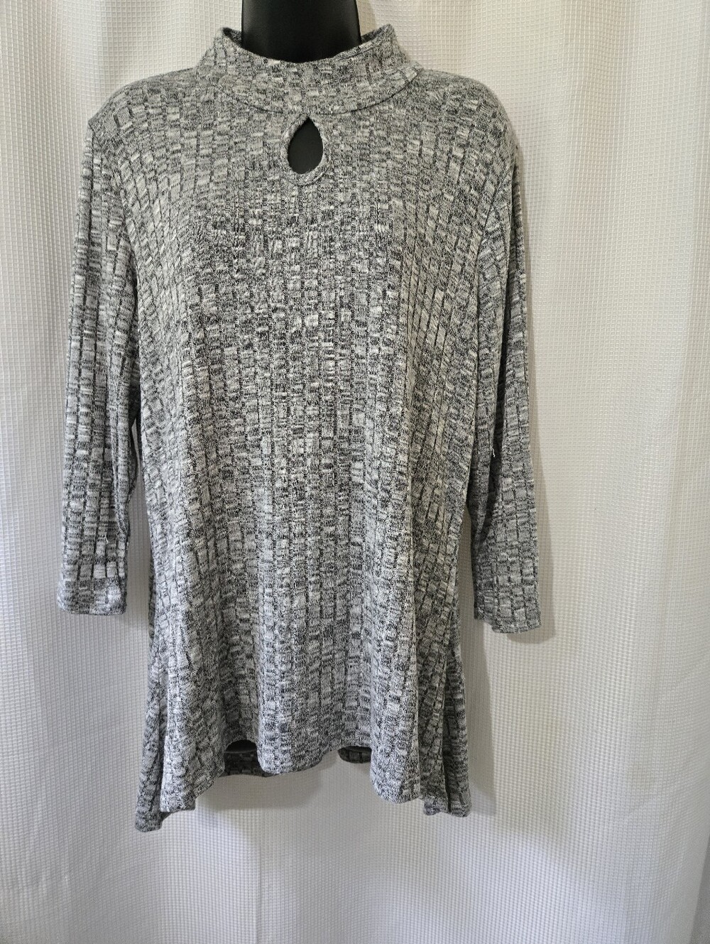 NY Collection Grey Mock Neck Keyhole Tunic